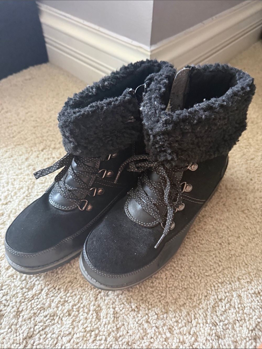 Sporto Black Lace-Up Faux Shearling Boots